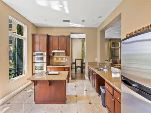 2120 Watermarke , Irvine, CA