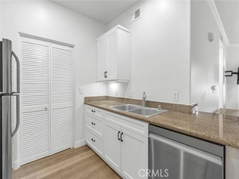 2120 Watermarke , Irvine, CA