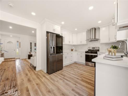 17 Whitney , Irvine, CA