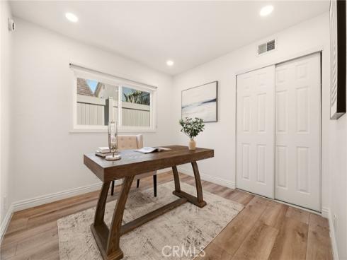 17 Whitney , Irvine, CA