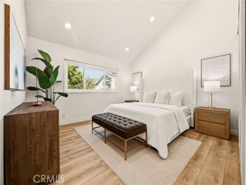 17 Whitney , Irvine, CA
