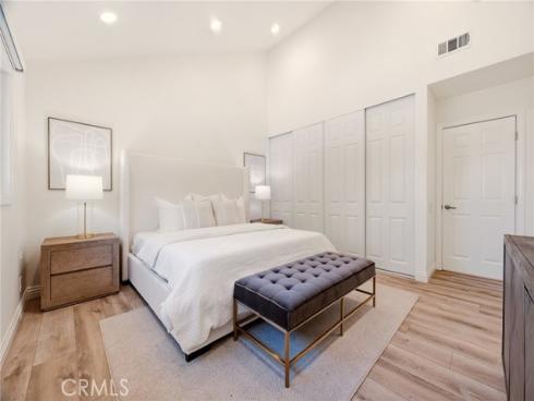 17 Whitney , Irvine, CA