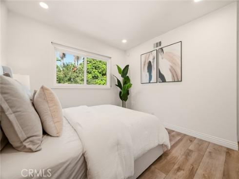 17 Whitney , Irvine, CA