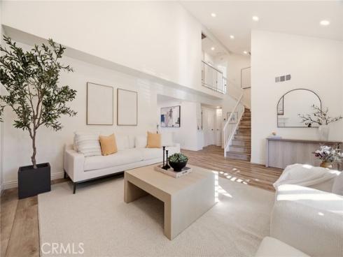17 Whitney , Irvine, CA