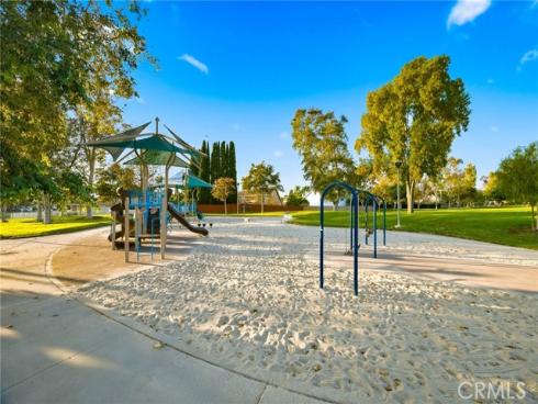 17 Whitney , Irvine, CA