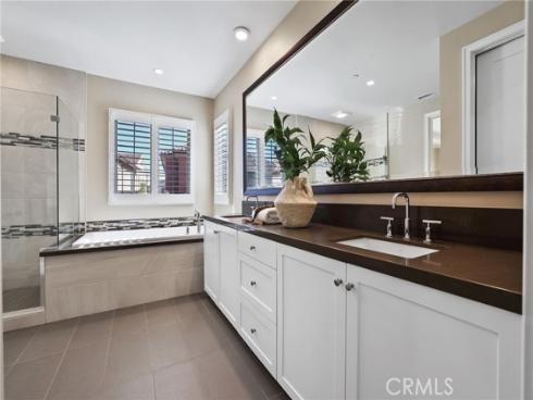144 Bellini , Irvine, CA