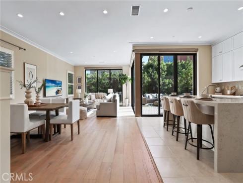 144 Bellini , Irvine, CA