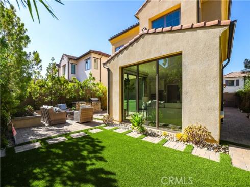 144 Bellini , Irvine, CA