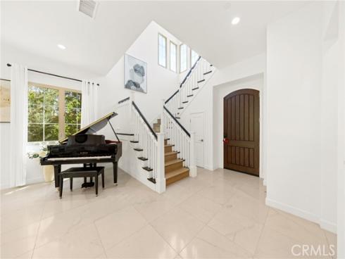 63 Navajo , Irvine, CA
