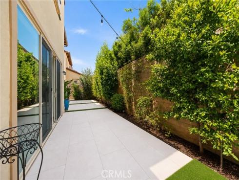 63 Navajo , Irvine, CA