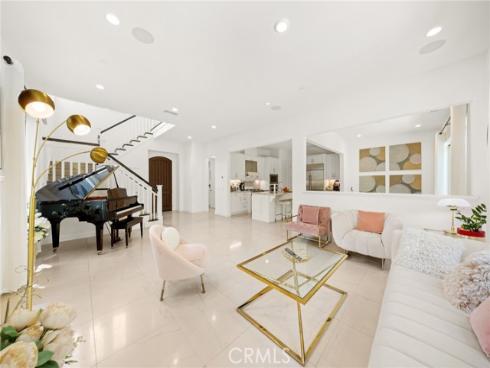 63 Navajo , Irvine, CA