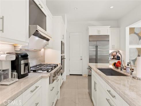 63 Navajo , Irvine, CA