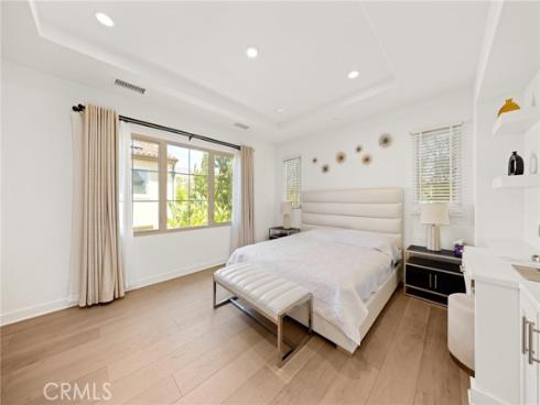 63 Navajo , Irvine, CA