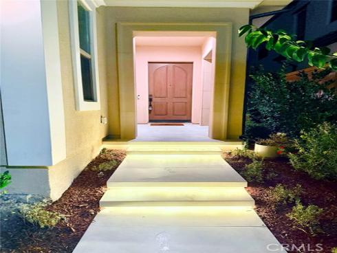 111  Sunnyslope  , Irvine, CA
