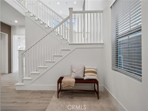111  Sunnyslope  , Irvine, CA