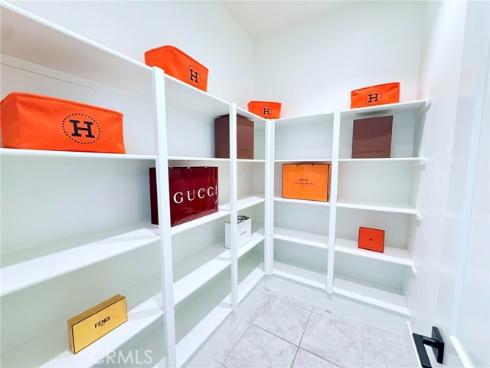 111  Sunnyslope  , Irvine, CA