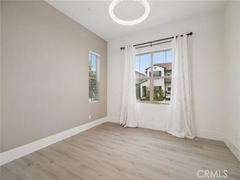 111  Sunnyslope  , Irvine, CA