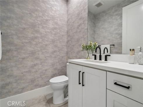 111  Sunnyslope  , Irvine, CA