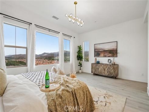111  Sunnyslope  , Irvine, CA