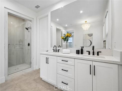 111  Sunnyslope  , Irvine, CA