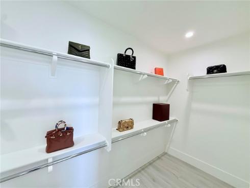 111  Sunnyslope  , Irvine, CA