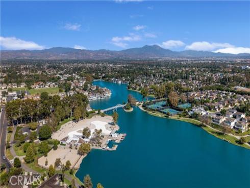 13  Hollowglen  , Irvine, CA