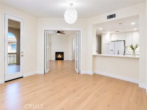 418  Timberwood  , Irvine, CA