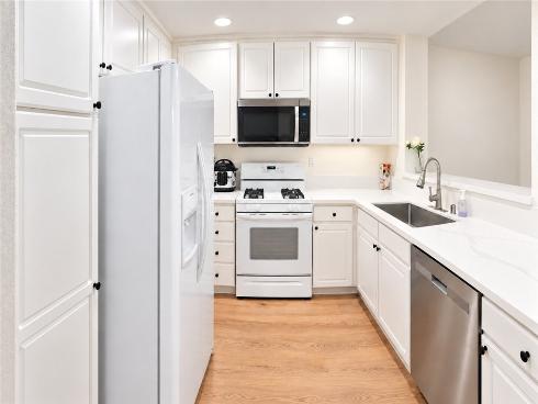 418  Timberwood  , Irvine, CA