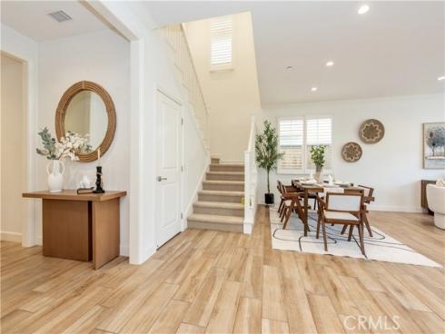 111  Omar  , Irvine, CA
