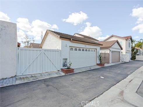 11  Orchard  , Irvine, CA