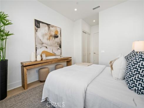123 Oakstone , Irvine, CA