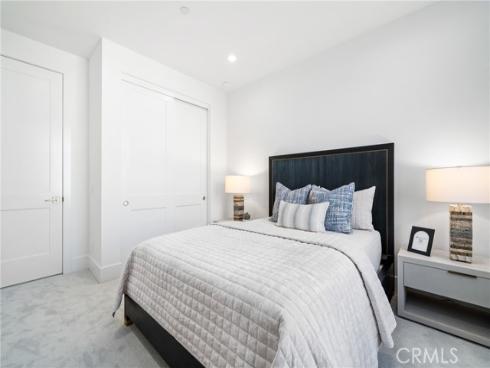 123 Oakstone , Irvine, CA
