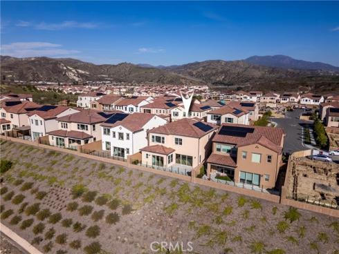 123  Oakstone  , Irvine, CA