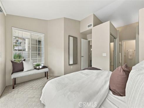 172  Almador  , Irvine, CA