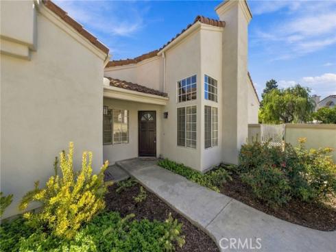 172  Almador  , Irvine, CA