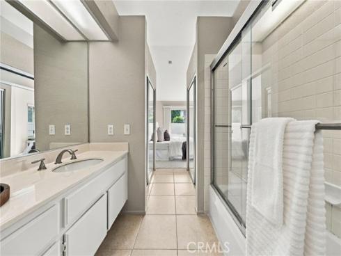 172  Almador  , Irvine, CA