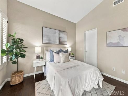 172  Almador  , Irvine, CA