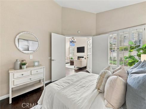 172  Almador  , Irvine, CA
