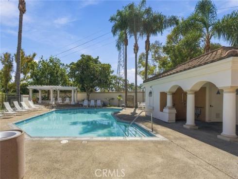 172  Almador  , Irvine, CA