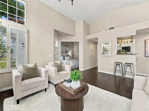 172  Almador  , Irvine, CA