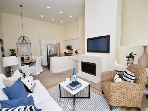1103  Solvay Aisle  , Irvine, CA