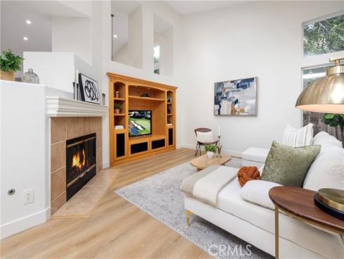 9 Oakhurst , Irvine, CA