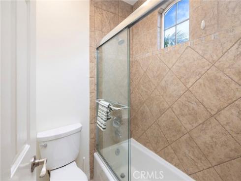 9 Oakhurst , Irvine, CA