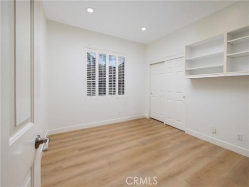 9 Oakhurst , Irvine, CA
