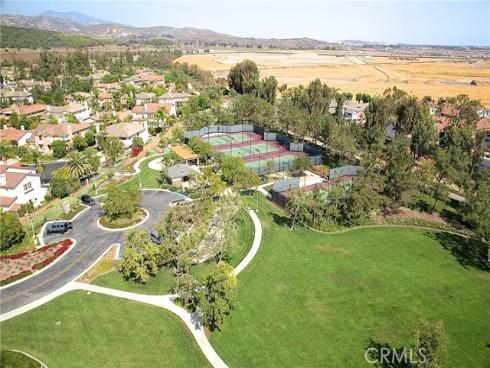 9 Oakhurst , Irvine, CA