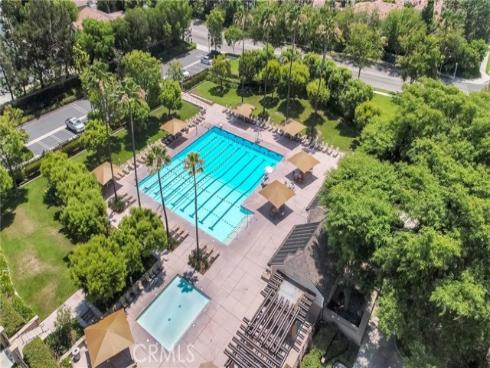 9 Oakhurst , Irvine, CA