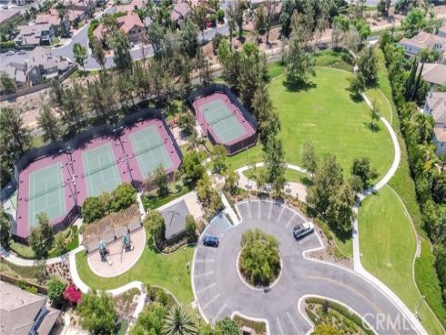 9 Oakhurst , Irvine, CA
