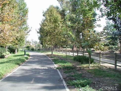 9 Oakhurst , Irvine, CA