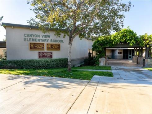 9 Oakhurst , Irvine, CA