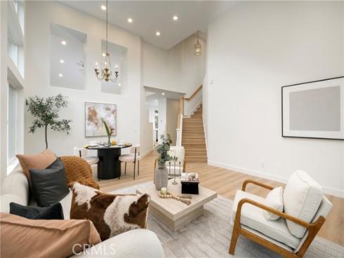 9 Oakhurst , Irvine, CA